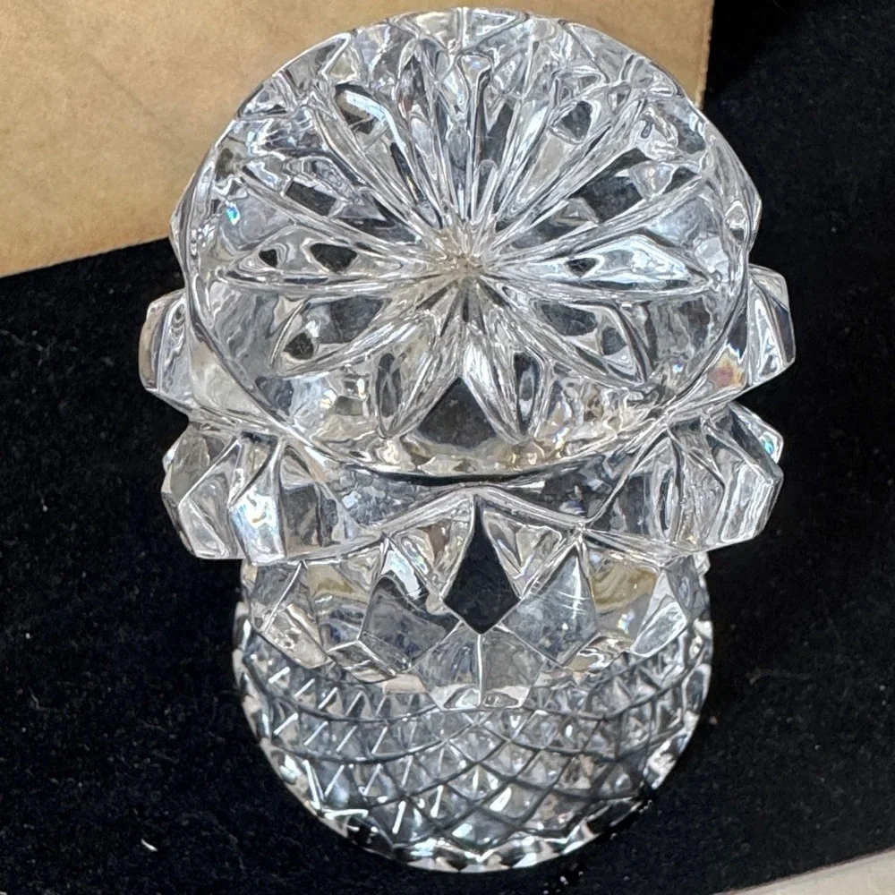 Elegant Vintage Vase Lead Crystal, Diamond Point Pineapple Shape 5 inches tall.